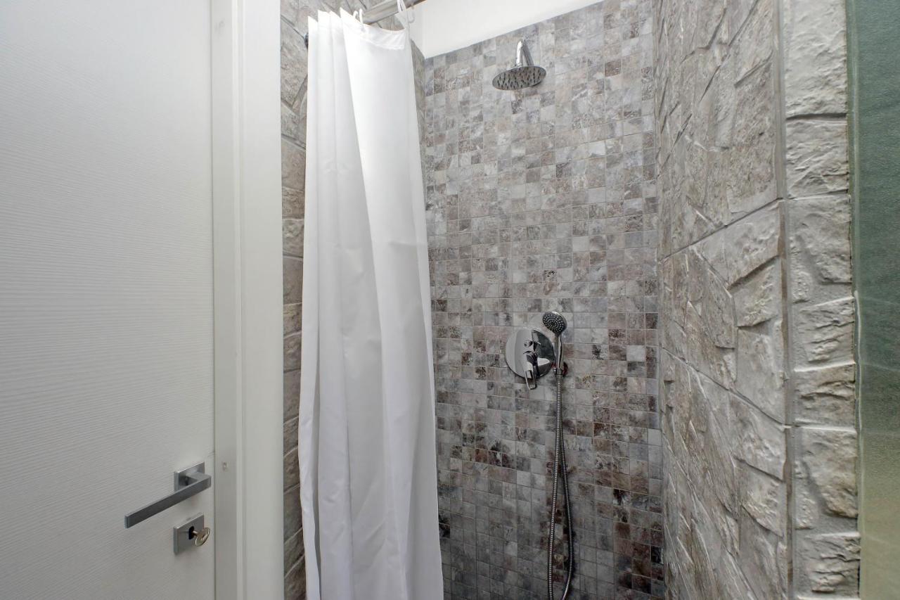 Apartament Katia Charme Rzym Zewnętrze zdjęcie