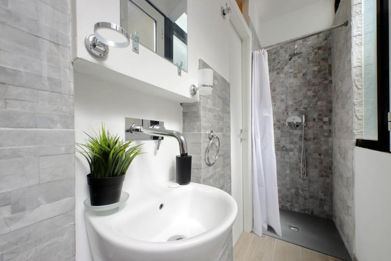 Apartament Katia Charme Rzym Zewnętrze zdjęcie